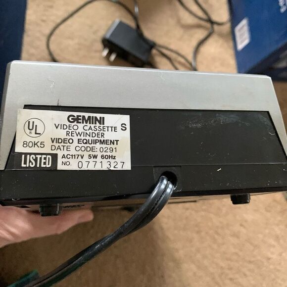 Gemini RW1300 VHS Video Cassette Rewinder - Picture 6 of 6